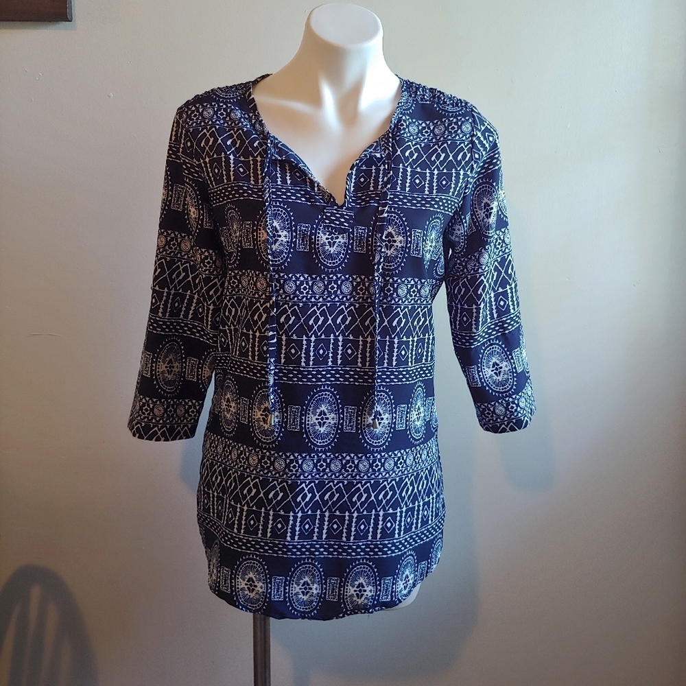 Antilia femme gently worn 3/4 sleeve tunic top